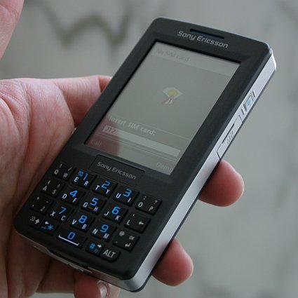 Sony Ericsson smartphone M600